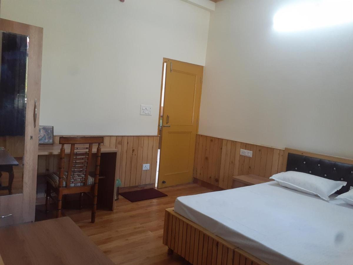 Gazing Moon Homestay Shamshi Exterior foto